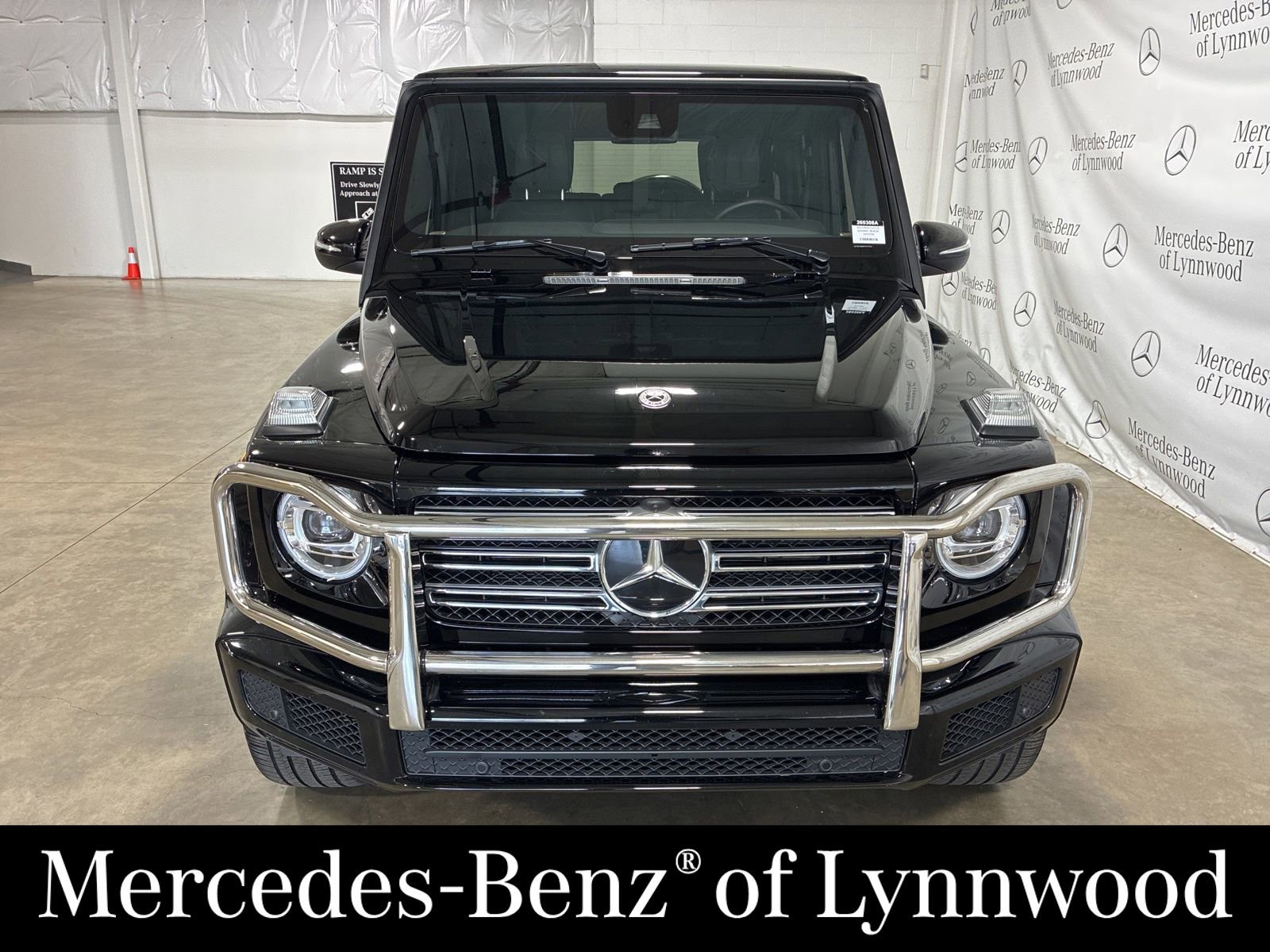 Used 2023 Mercedes-Benz G 550 image 2