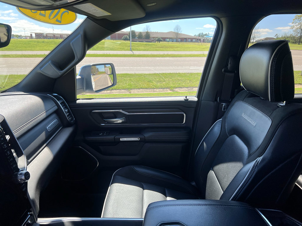 Certified 2025 RAM 1500 Laramie AWD/4WD image 14