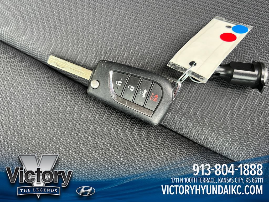 Used 2024 Toyota Corolla LE FWD image 29