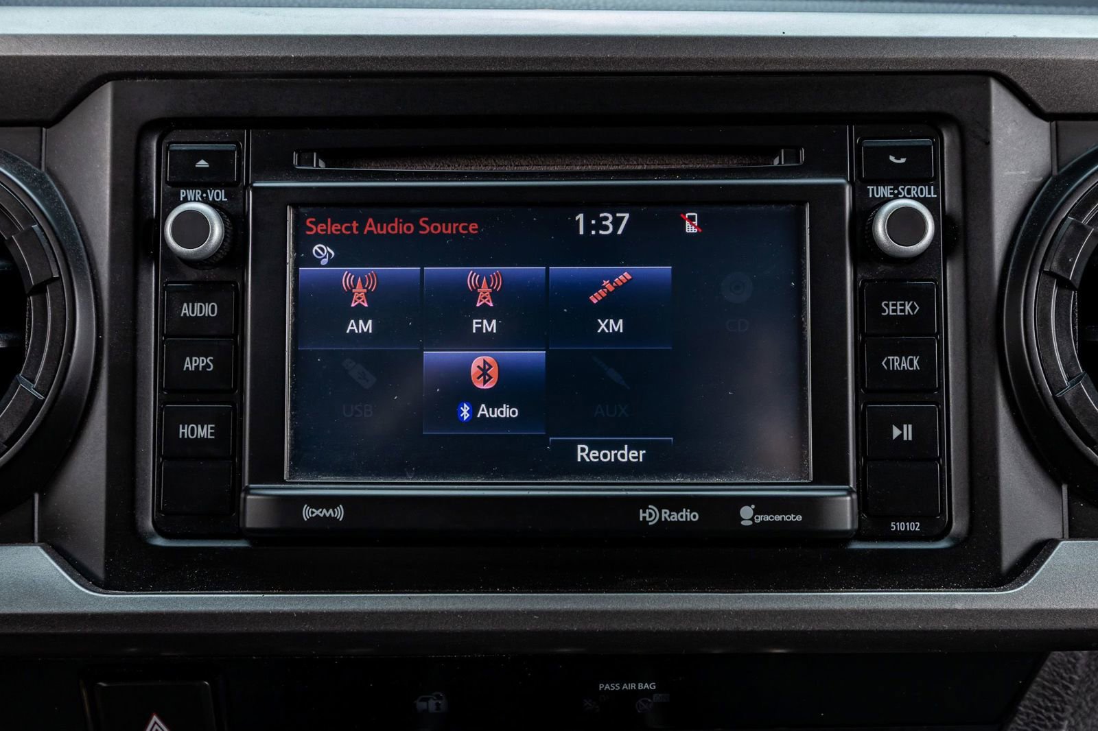 Used 2018 Toyota Tacoma SR5 AWD/4WD image 22