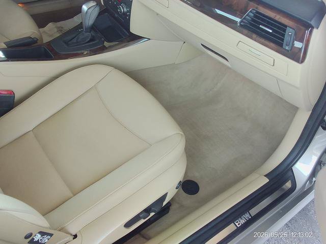 Used 2011 BMW 328i xDrive Sedan AWD/4WD image 18