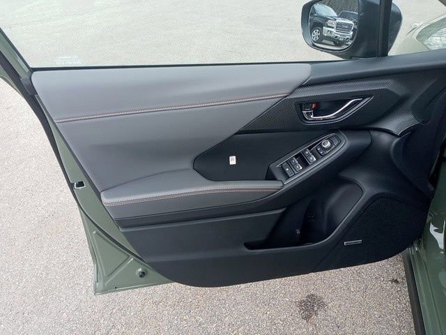 Used 2025 Subaru Crosstrek 2.5i Limited image 13