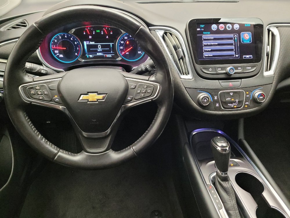 Used 2018 Chevrolet Malibu LT w/ Driver Confidence Package FWD image 22