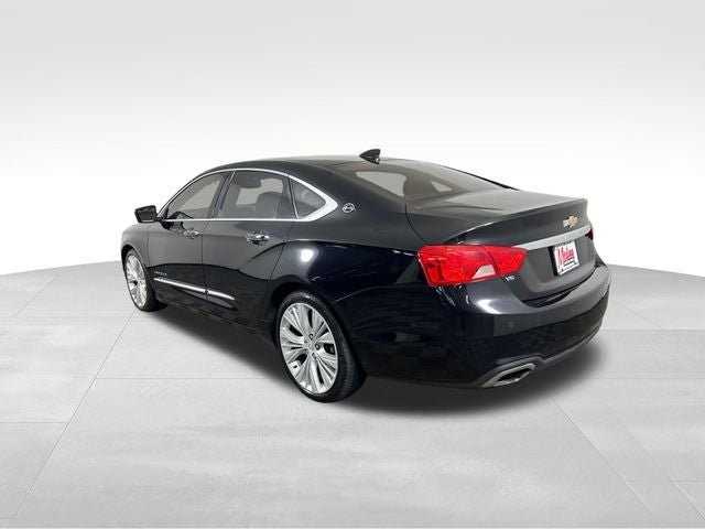 Used 2016 Chevrolet Impala LTZ w/ Enhanced Convenience Package FWD image 4