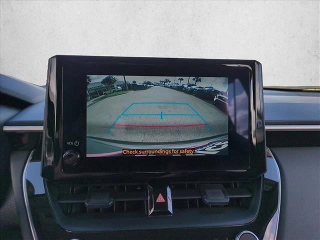 Used 2025 Toyota Corolla Cross LE FWD image 13