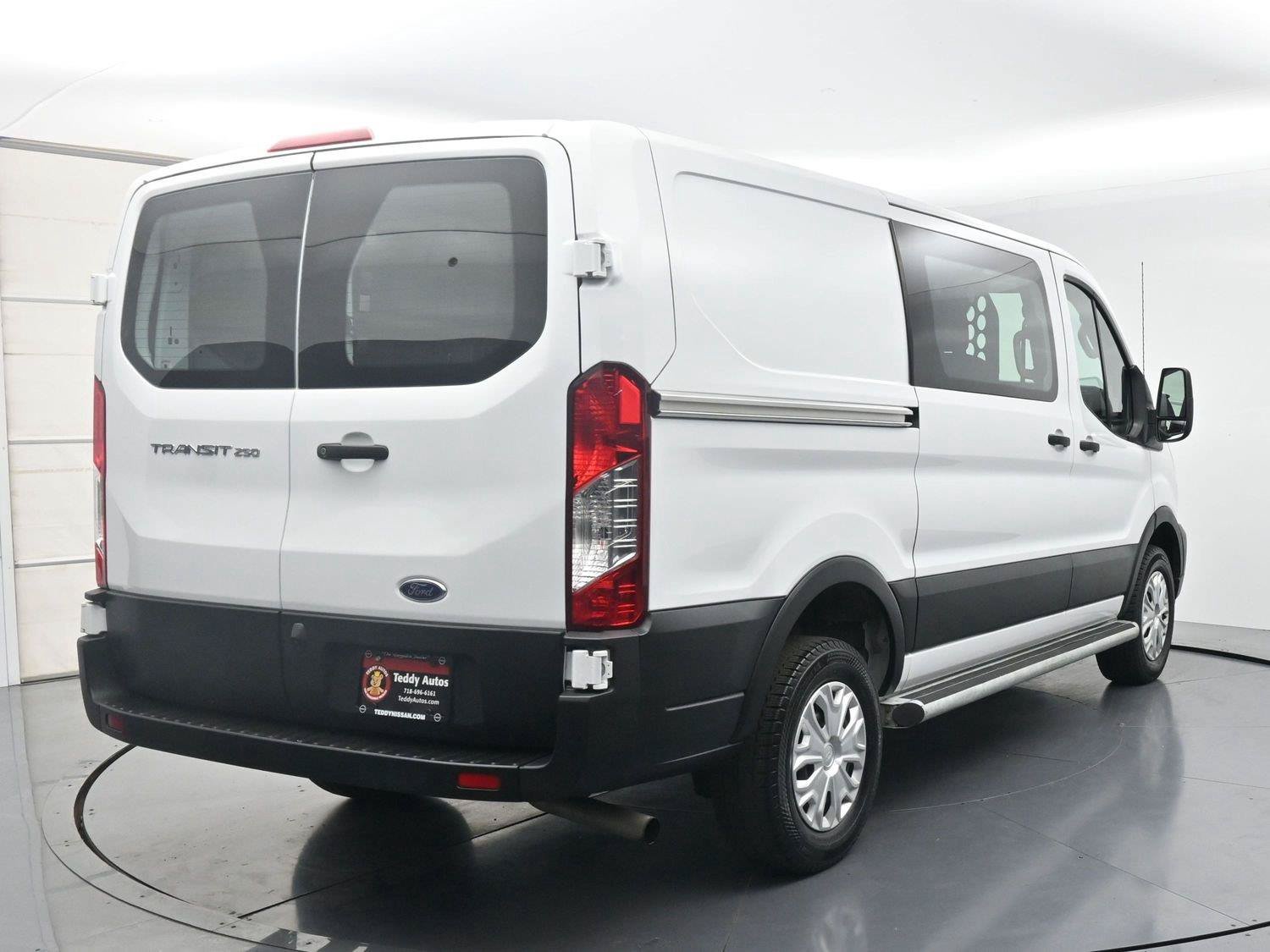 Used 2025 Ford Transit 250 Low Roof w/ Exterior Upgrade Package RWD image 11