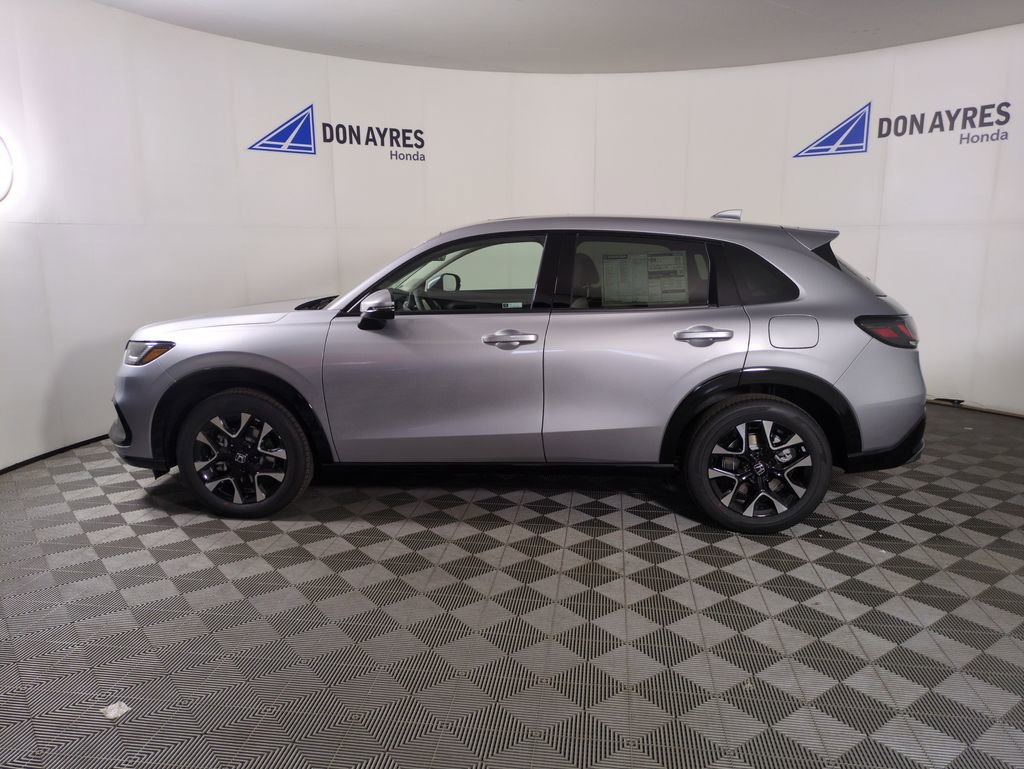 New 2026 Honda HR-V EX-L image 2