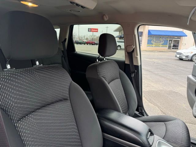Used 2017 Dodge Journey SXT image 28