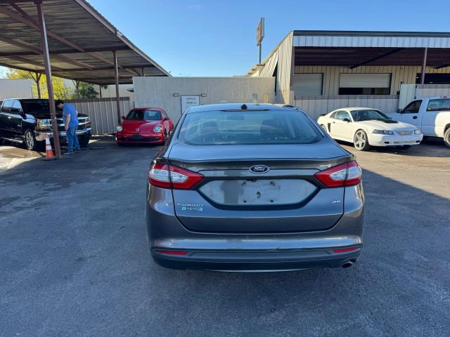 Used 2015 Ford Fusion Energi SE image 9