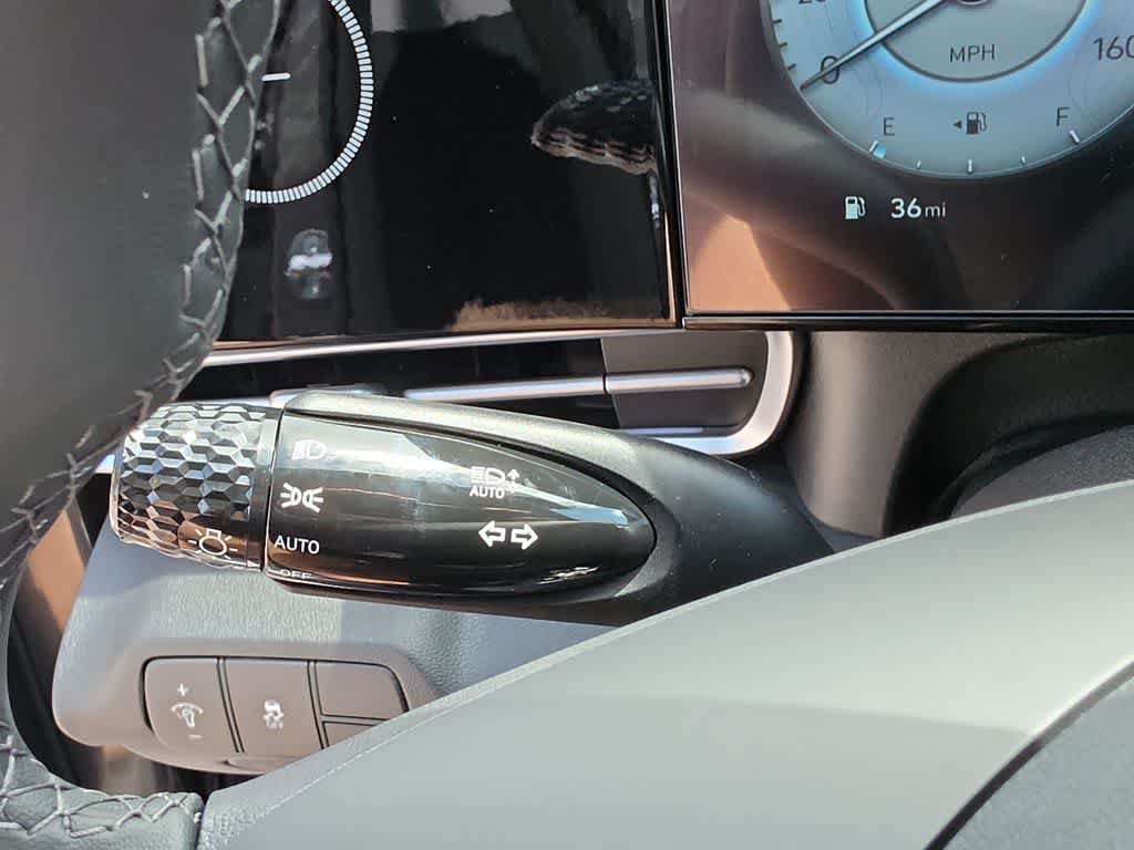 New 2026 Hyundai Elantra Limited FWD image 28