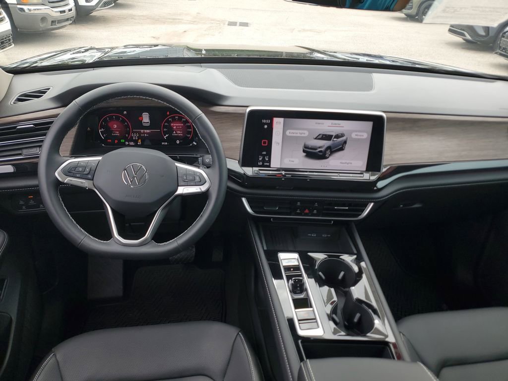 Certified 2025 Volkswagen Atlas SEL AWD/4WD image 19
