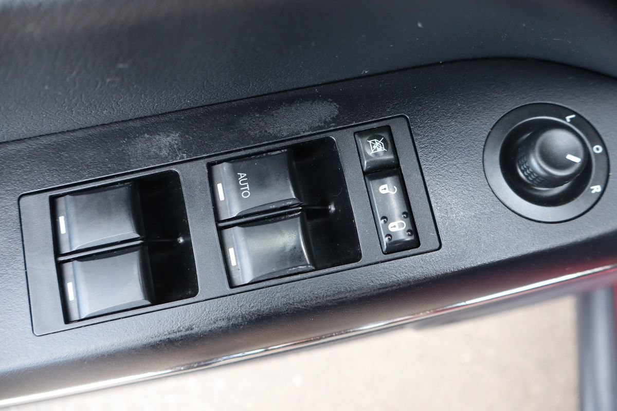 Used 2015 Jeep Patriot Limited w/ Sun/Sound Group FWD image 27
