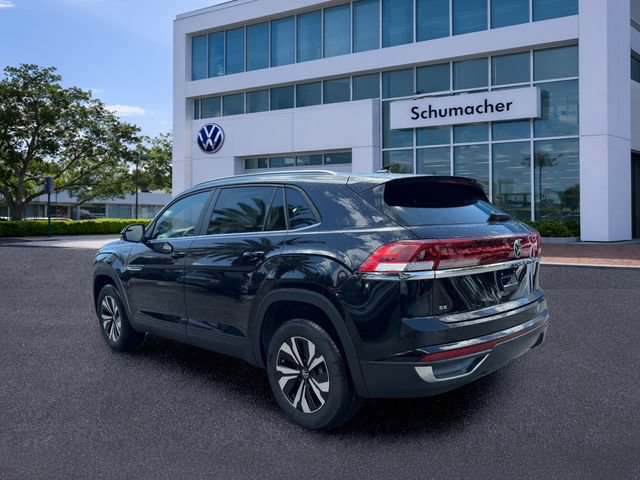 New 2026 Volkswagen Atlas Cross Sport SE FWD image 5