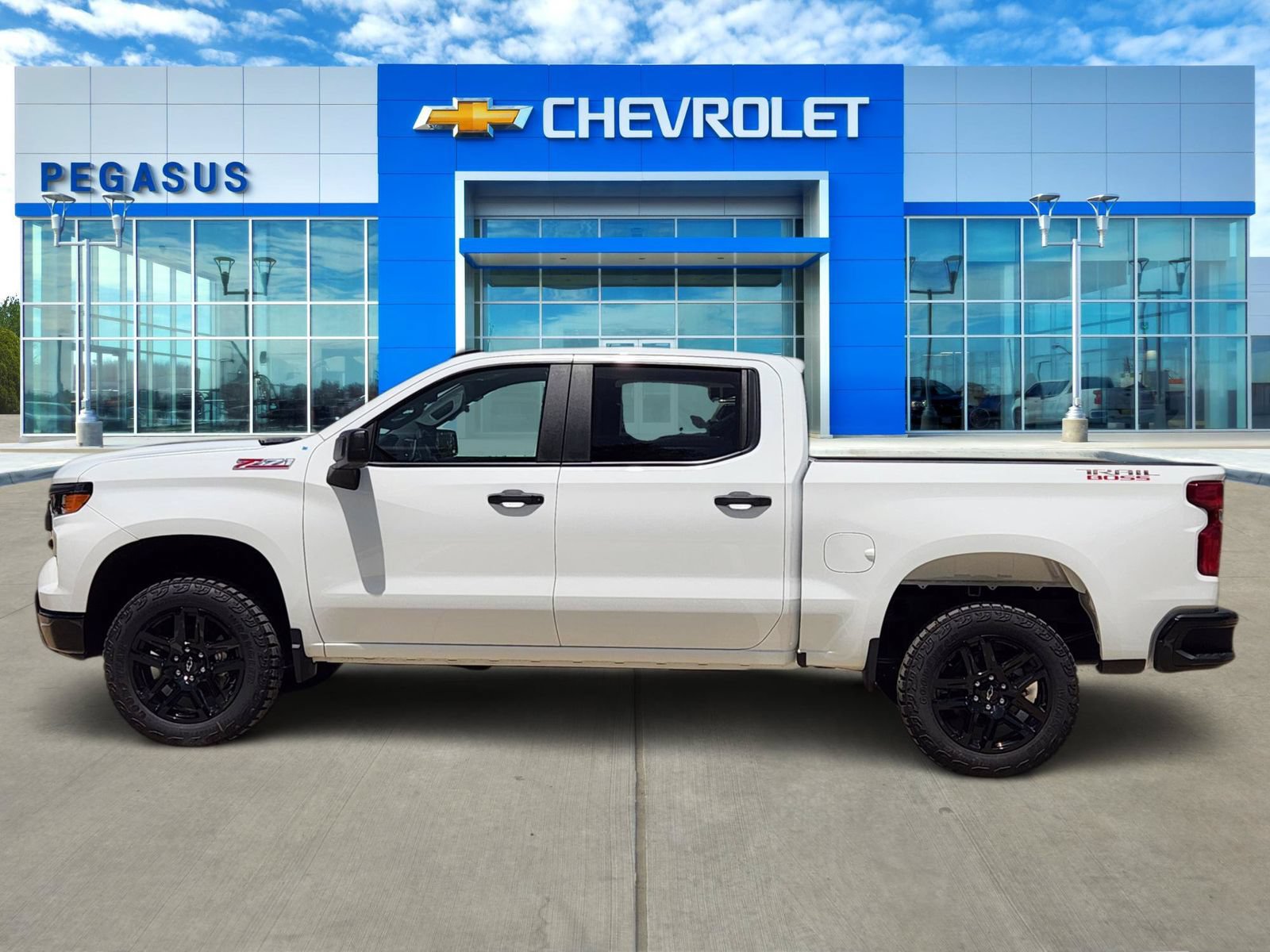 New 2026 Chevrolet Silverado 1500 Custom Trail Boss AWD/4WD image 3