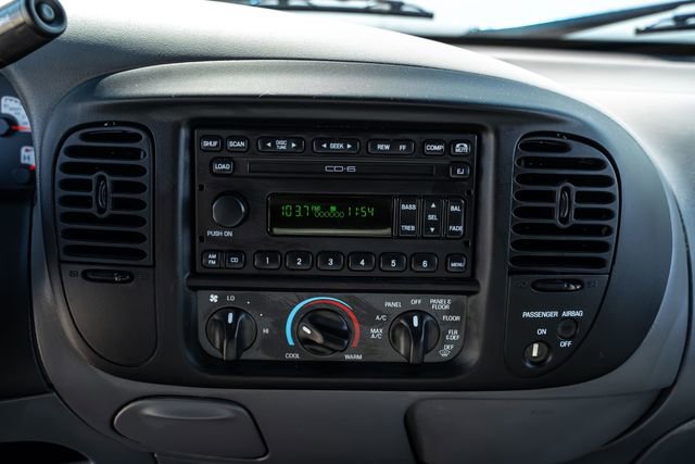 Used 2004 Ford F150 Lightning image 30