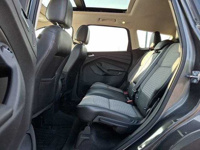 Used 2017 Ford Escape SE w/ Equipment Group 201A AWD/4WD image 13