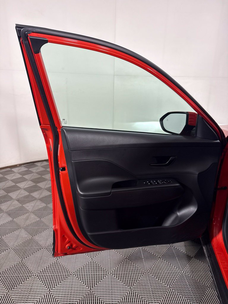 Used 2026 Hyundai Kona SE AWD/4WD image 13