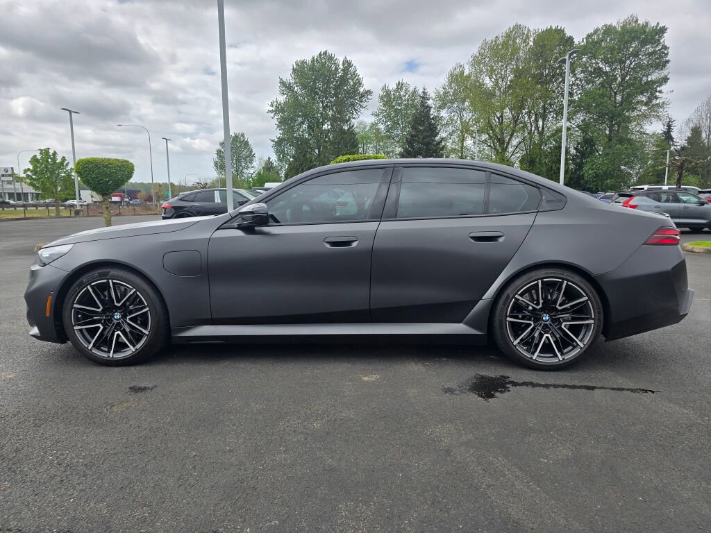 Used 2026 BMW M5 image 2