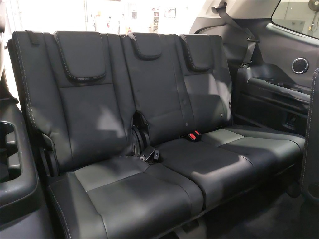 Used 2022 Subaru Ascent Limited w/ Technology Package image 12