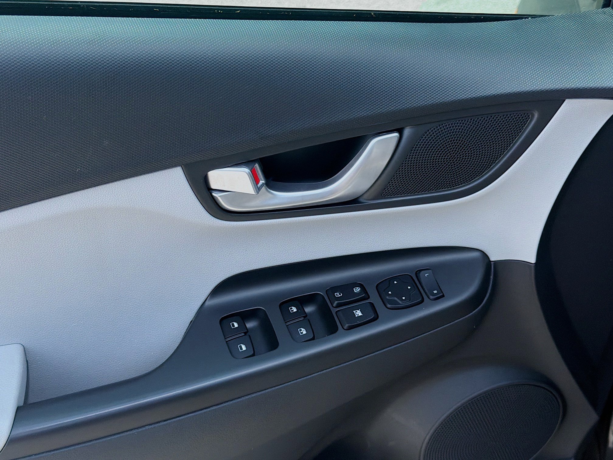 Used 2022 Hyundai Kona SEL w/ Convenience Package FWD image 14