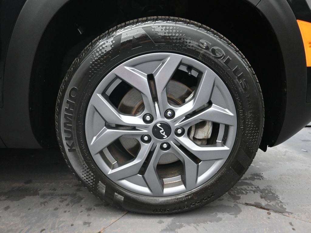 Used 2024 Kia Seltos S image 28
