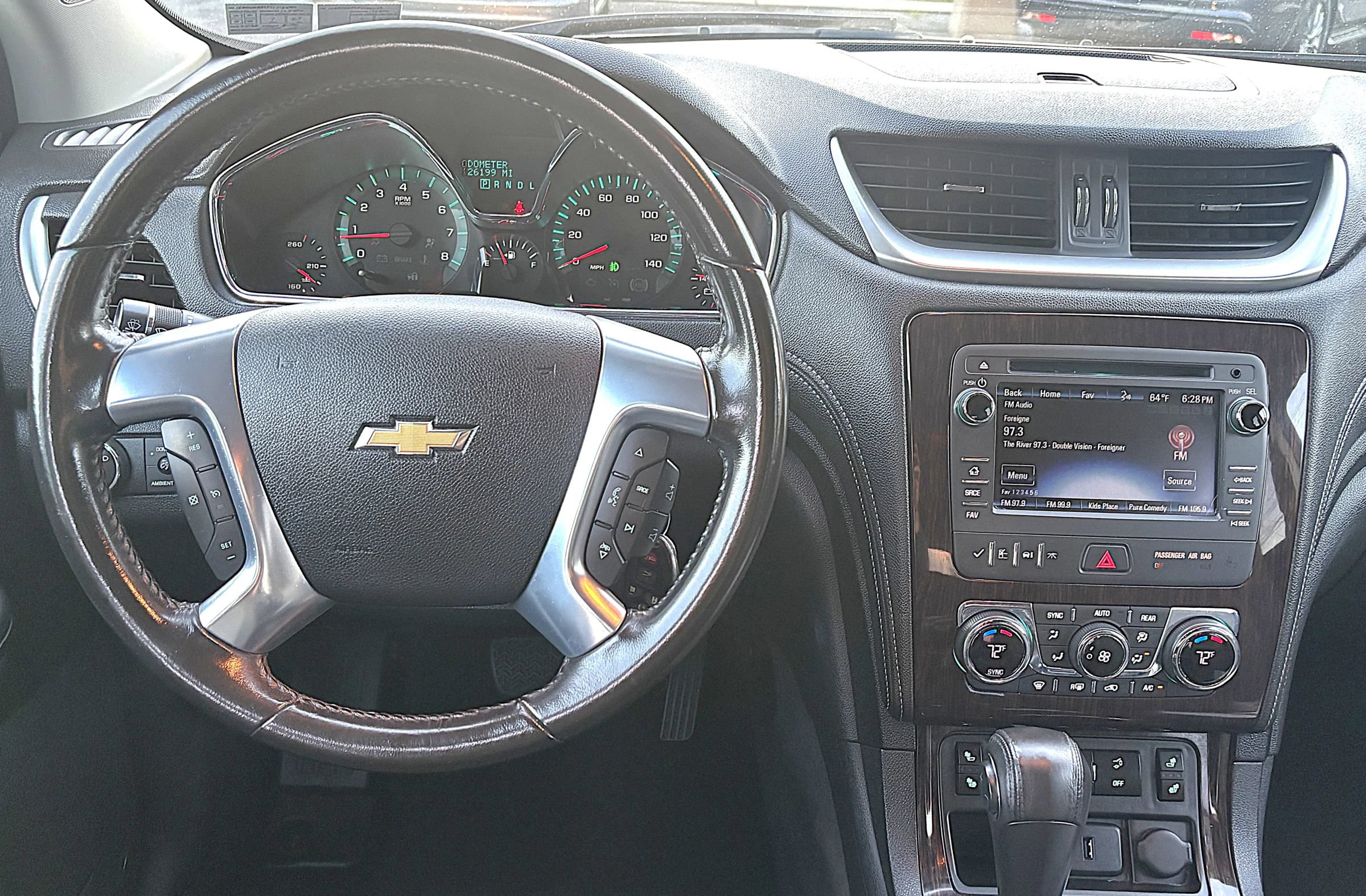 Used 2015 Chevrolet Traverse LT AWD/4WD image 12