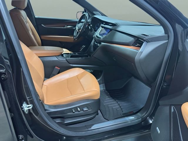 Used 2024 Cadillac XT5 Premium Luxury AWD/4WD image 9