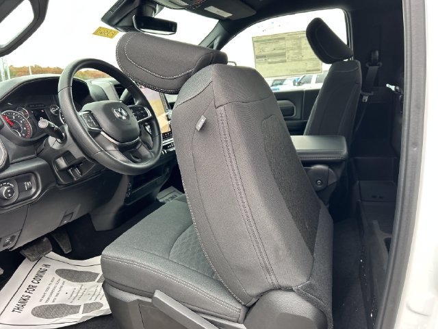 New 2026 RAM 3500 Tradesman AWD/4WD image 39