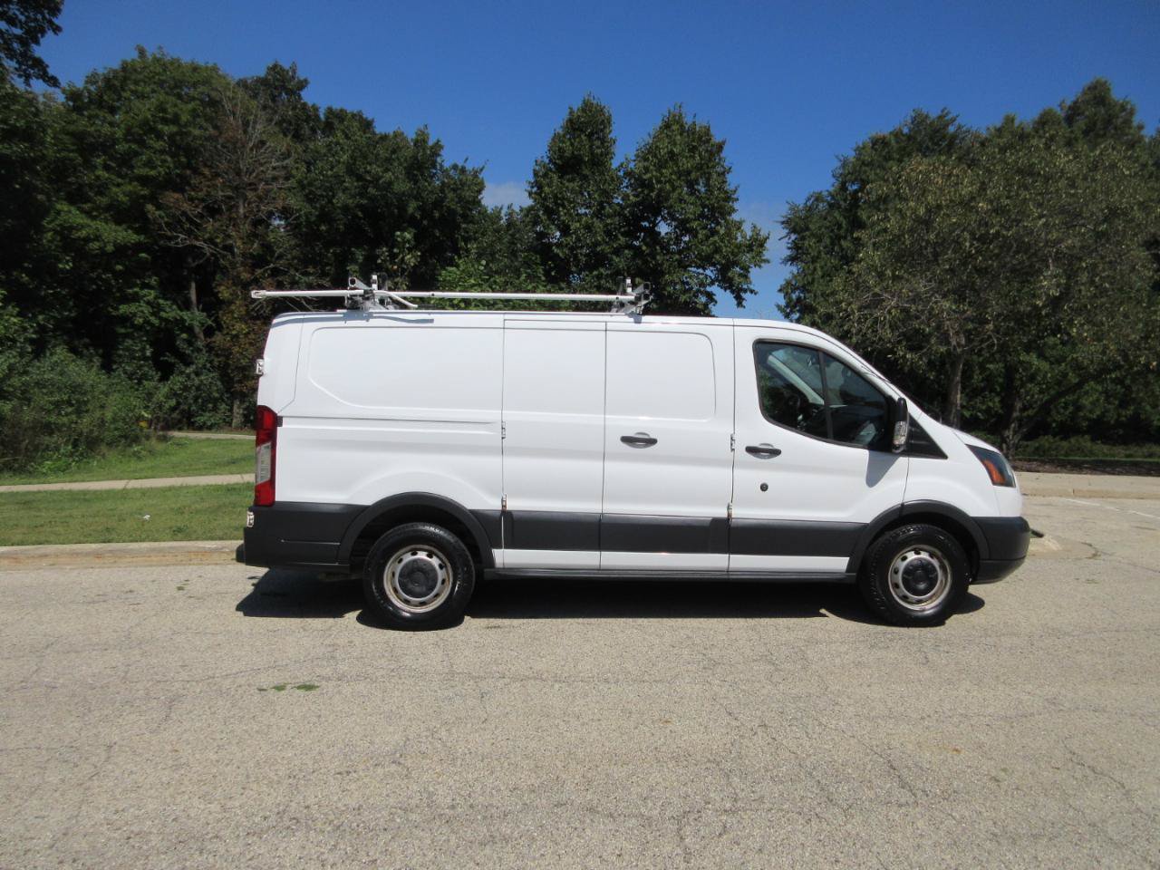 Used 2015 Ford Transit 150 130 Low Roof RWD image 7