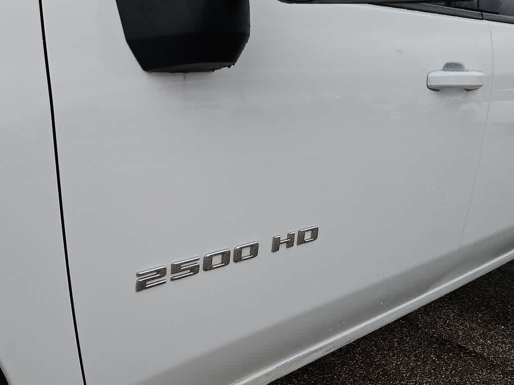Used 2023 Chevrolet Silverado 2500 LT AWD/4WD image 11
