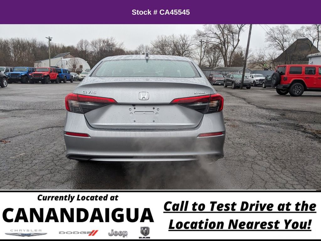 Used 2023 Honda Civic Sport image 11