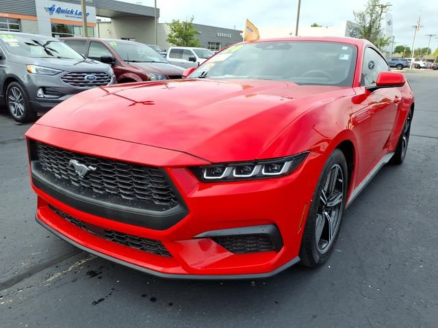 Certified 2024 Ford Mustang Coupe RWD image 3