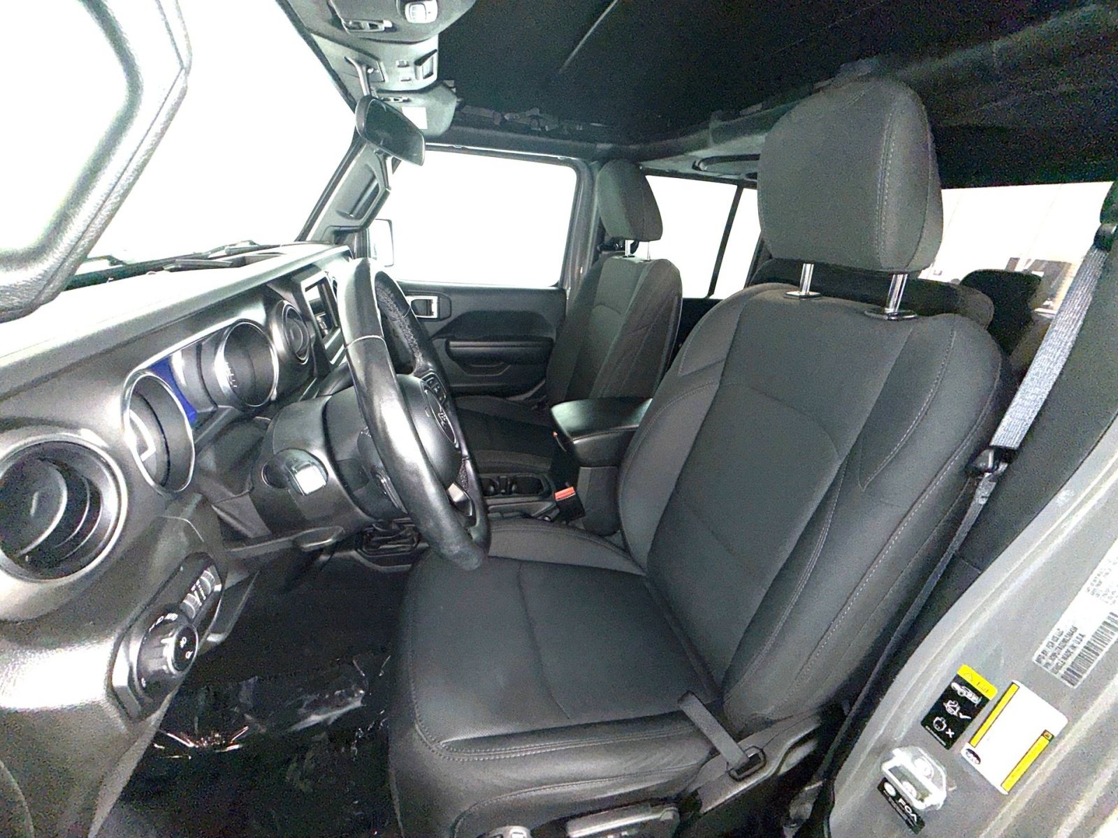 Used 2021 Jeep Gladiator Sport AWD/4WD image 13
