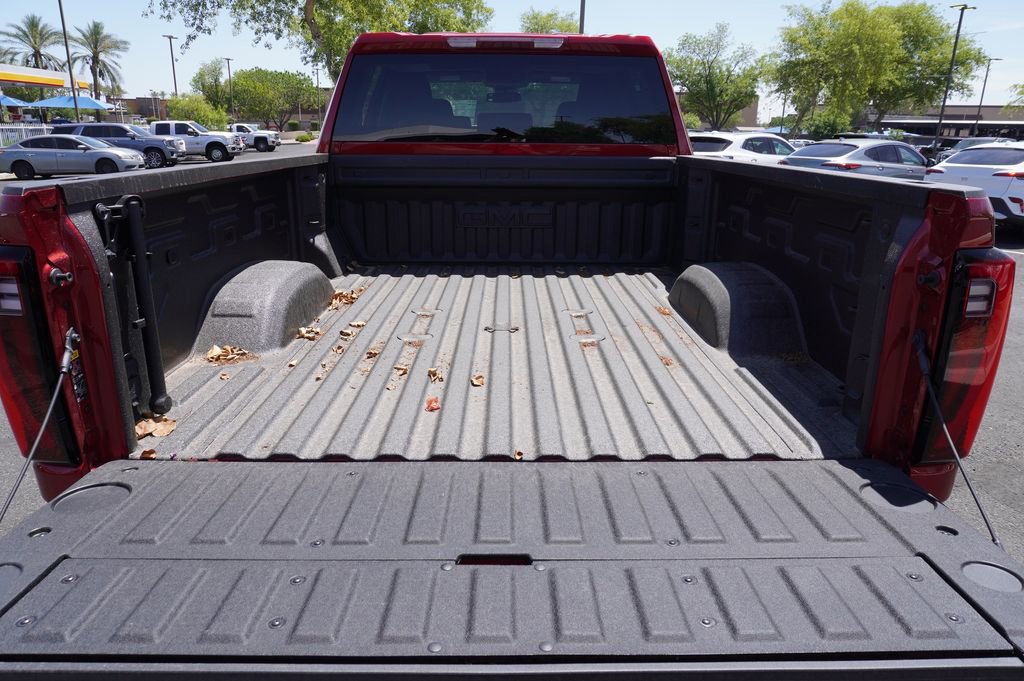 New 2025 GMC Sierra 2500 SLT w/ SLT Convenience Package AWD/4WD image 8