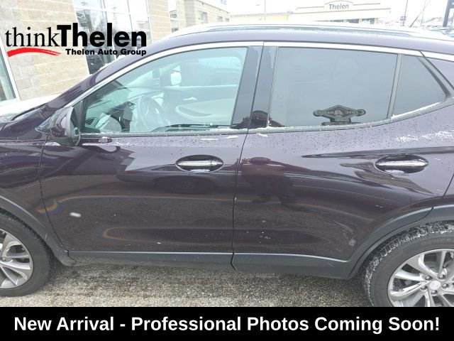 Used 2021 Buick Encore GX Essence w/ Advanced Technology Package image 3