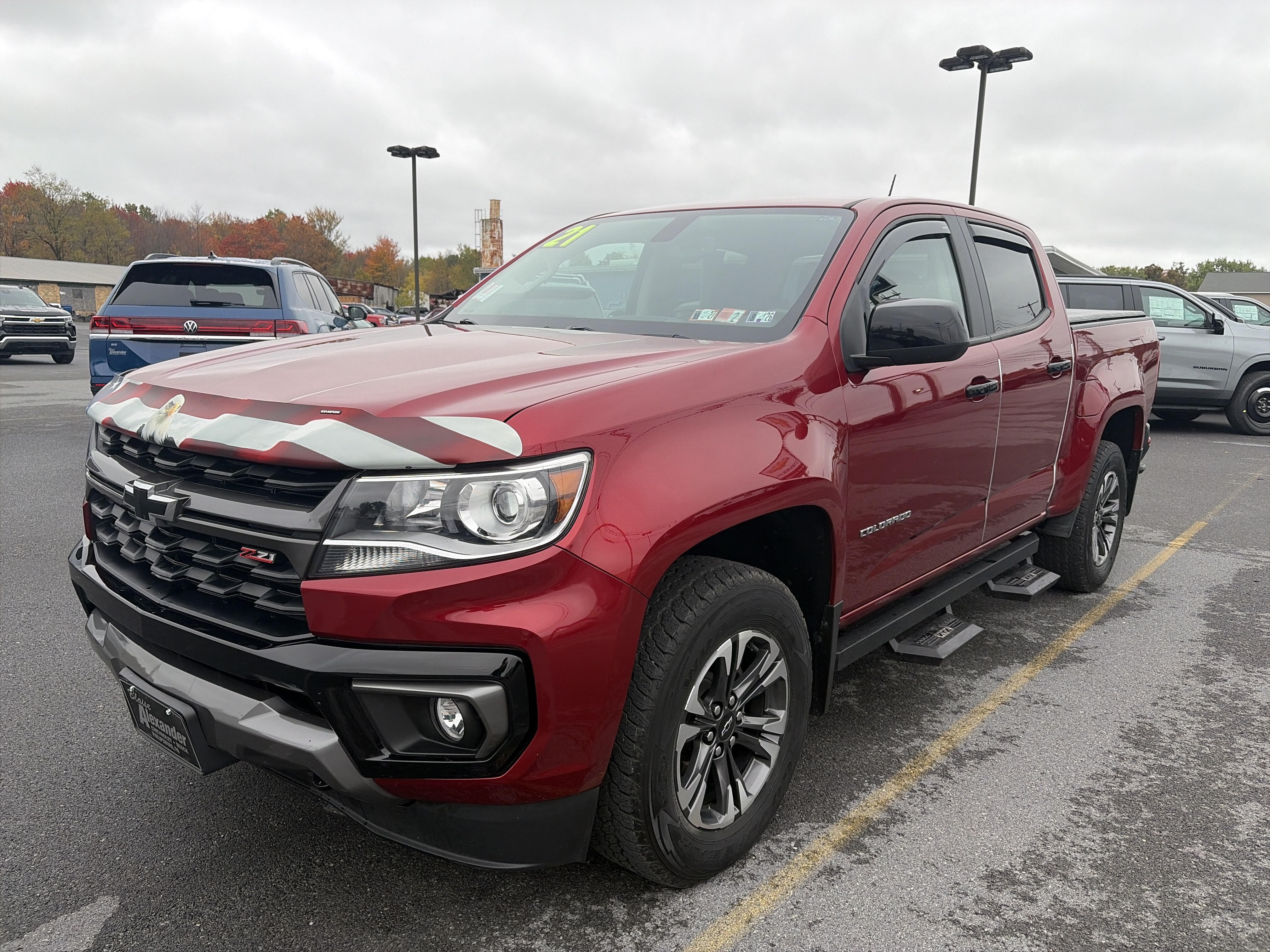 Used 2021 Chevrolet Colorado Z71 AWD/4WD image 2