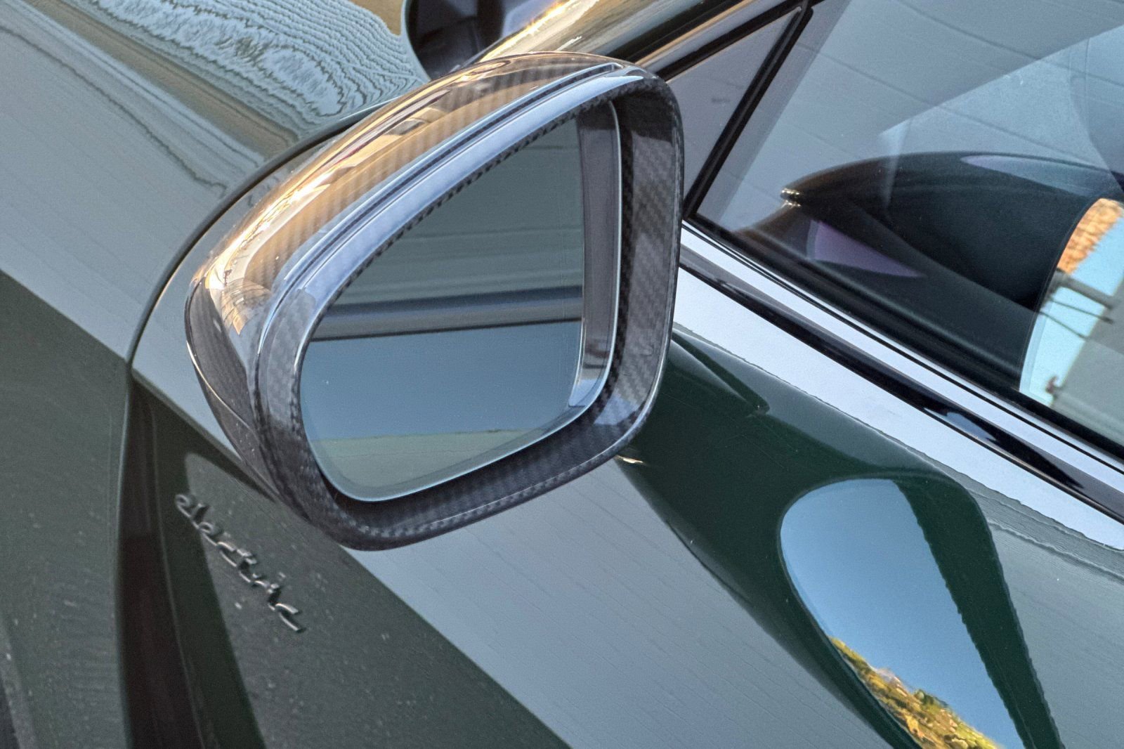 New 2025 Porsche Taycan Turbo GT image 41