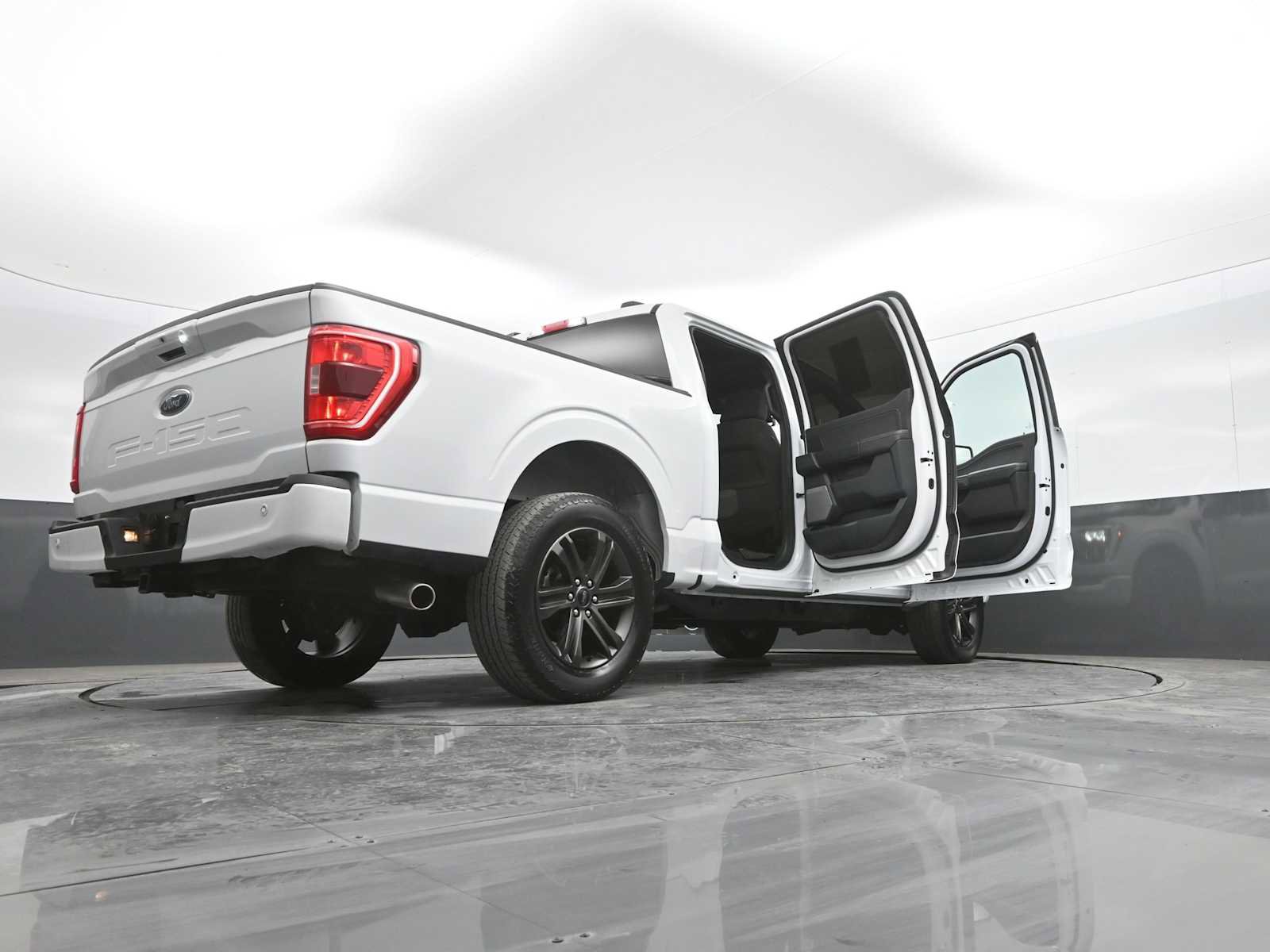 Used 2023 Ford F150 XLT w/ Equipment Group 302A High image 10