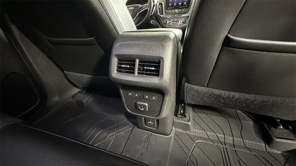 Used 2020 Chevrolet Equinox Premier image 29