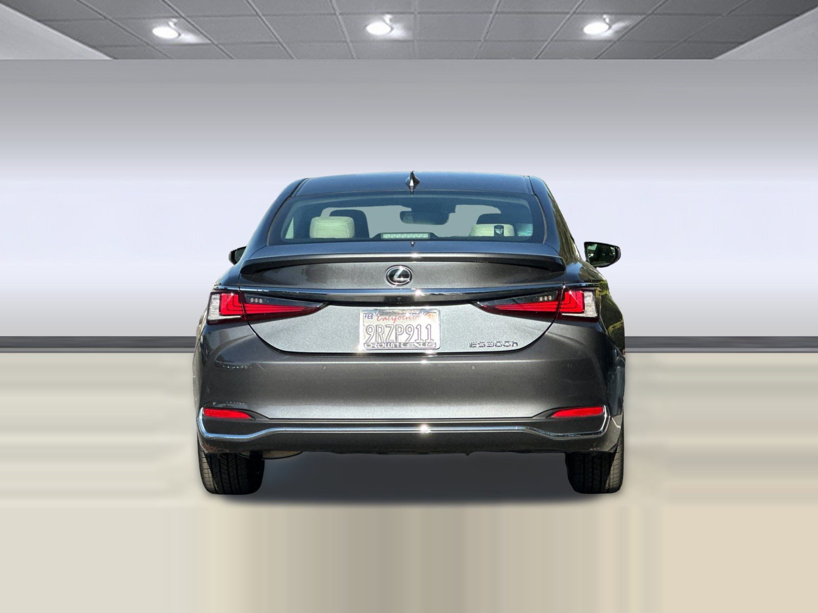 Certified 2025 Lexus ES 300h w/ Premium Package image 11