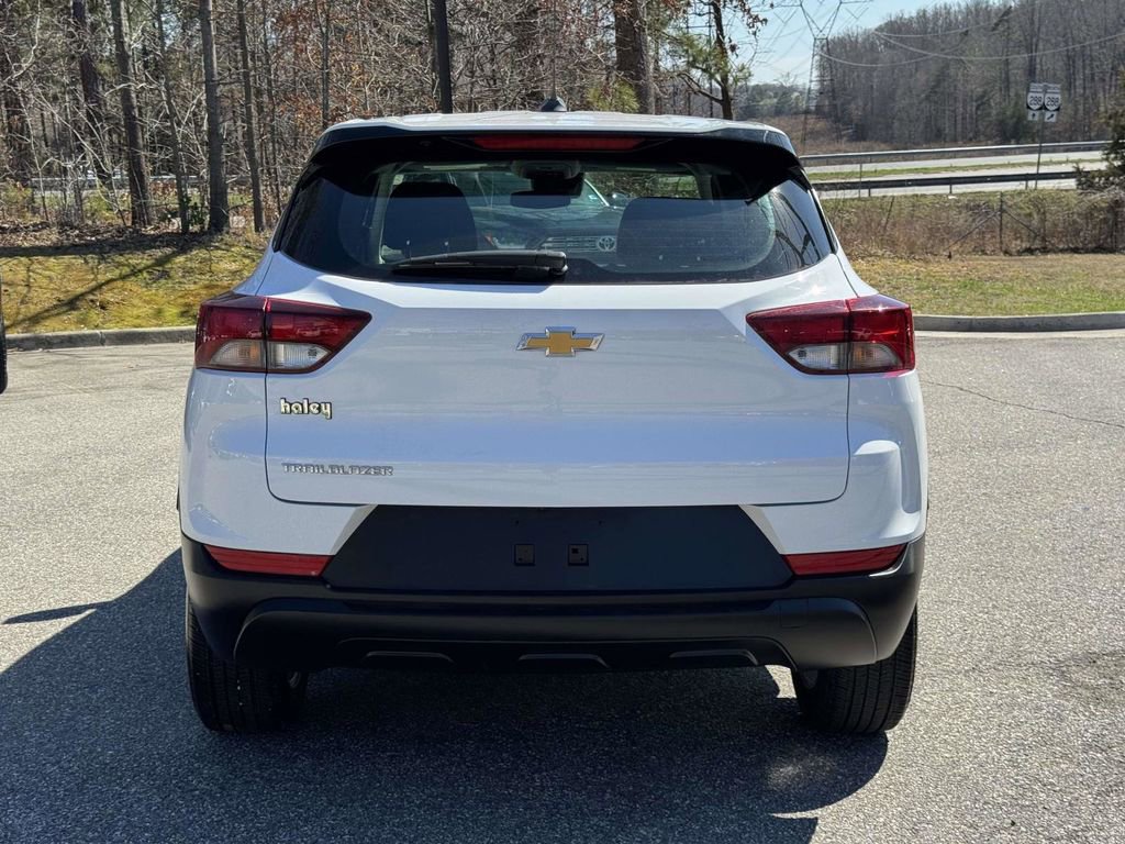 Used 2023 Chevrolet TrailBlazer LS image 22