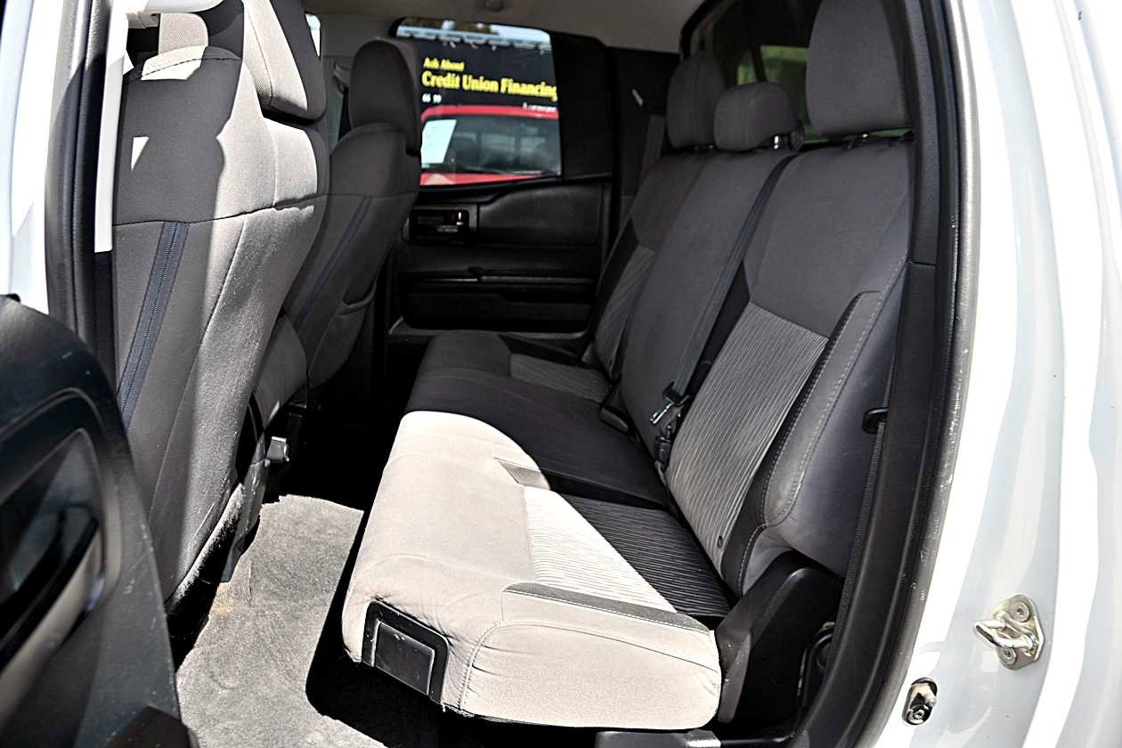 Used 2016 Toyota Tundra SR w/ Tow Package image 12