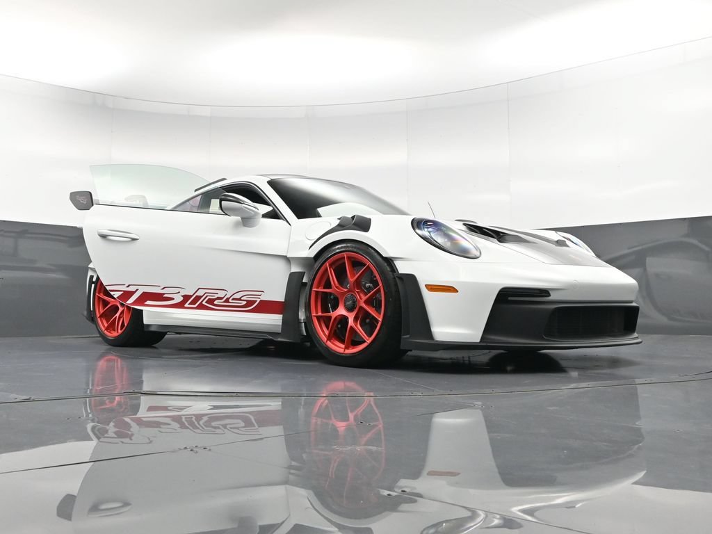 Certified 2024 Porsche 911 GT3 RS RWD image 37