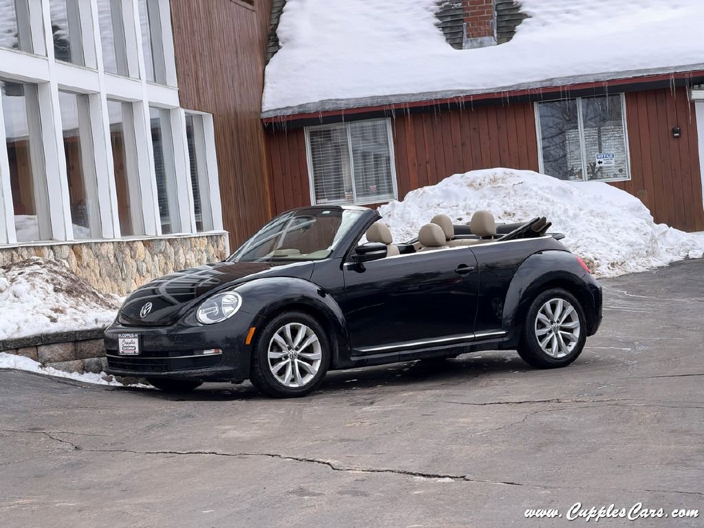 Used 2014 Volkswagen Beetle TDI image 2