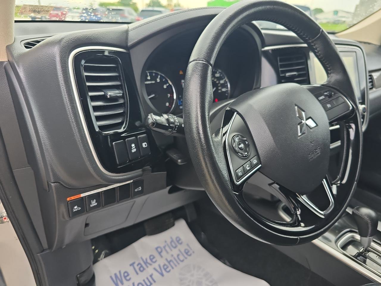 Used 2020 Mitsubishi Outlander SEL FWD image 20