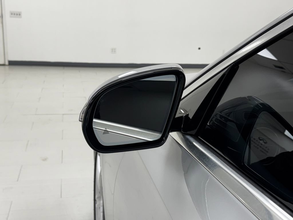 Used 2018 Mercedes-Benz E 300 4MATIC image 34