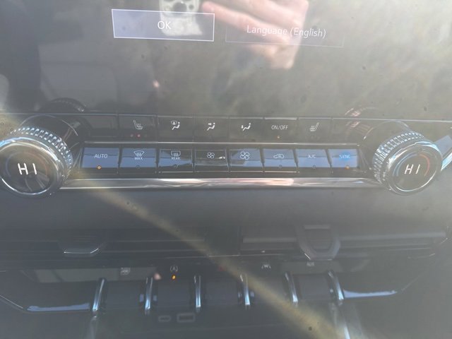 New 2026 GMC Canyon Elevation w/ Convenience Package image 13