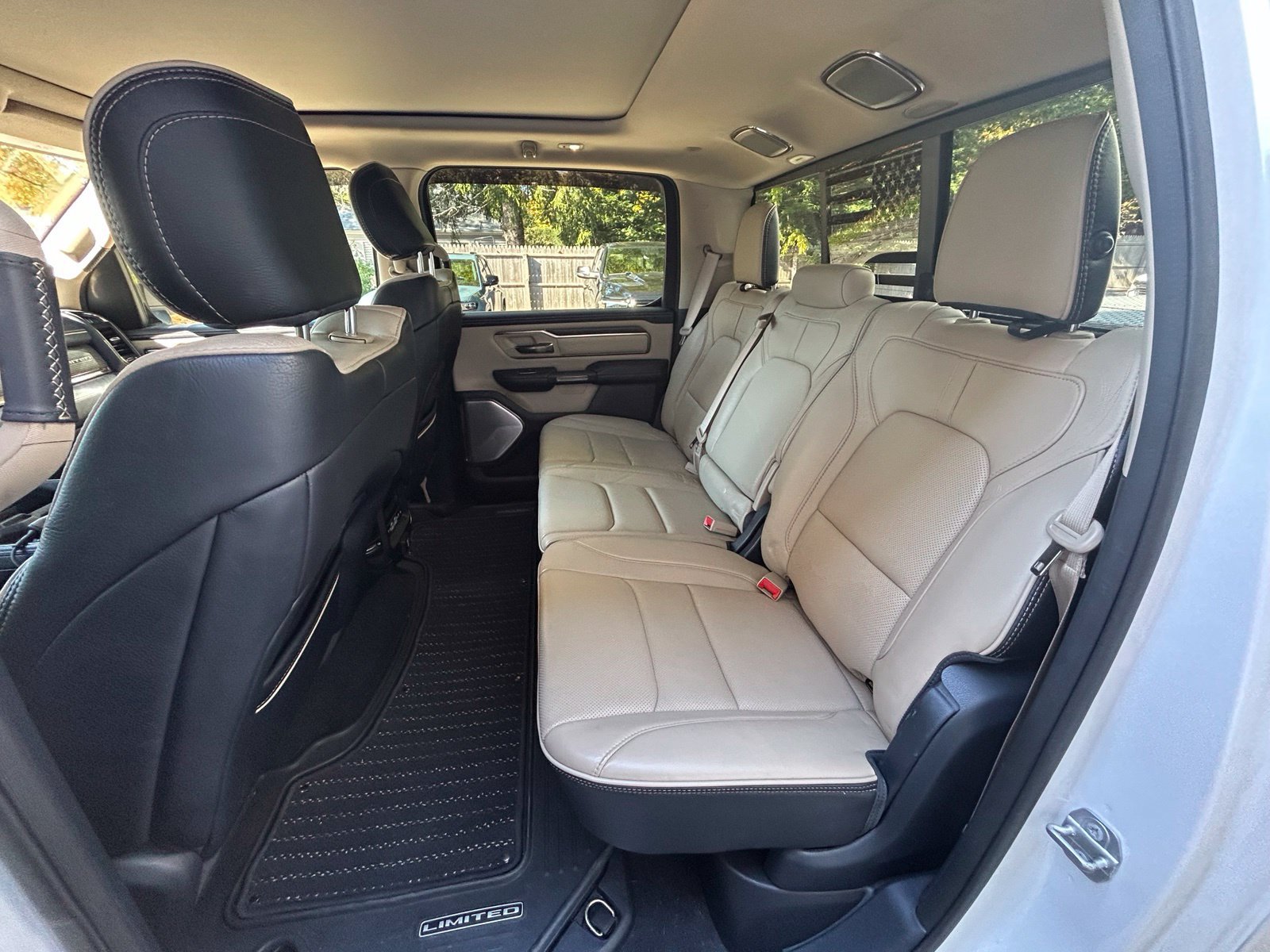 Used 2021 RAM 1500 Limited AWD/4WD image 10