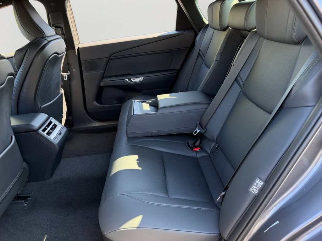New 2026 Lexus ES 500e AWD/4WD image 8