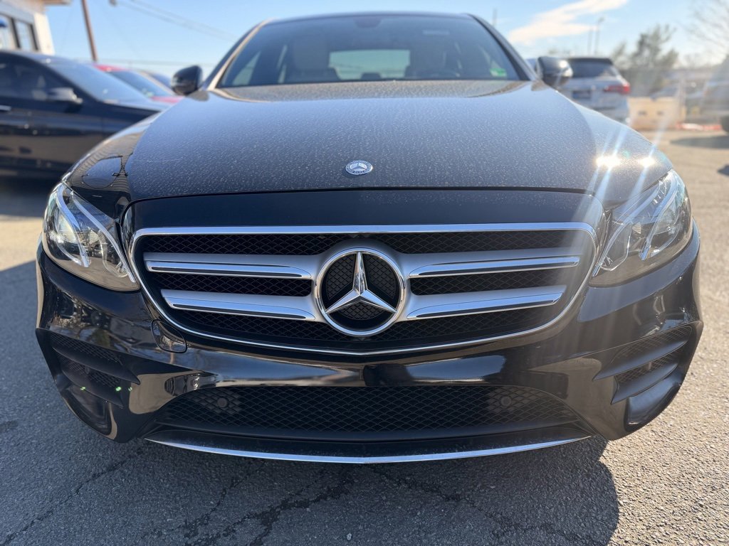 Used 2017 Mercedes-Benz E 300 4MATIC image 7